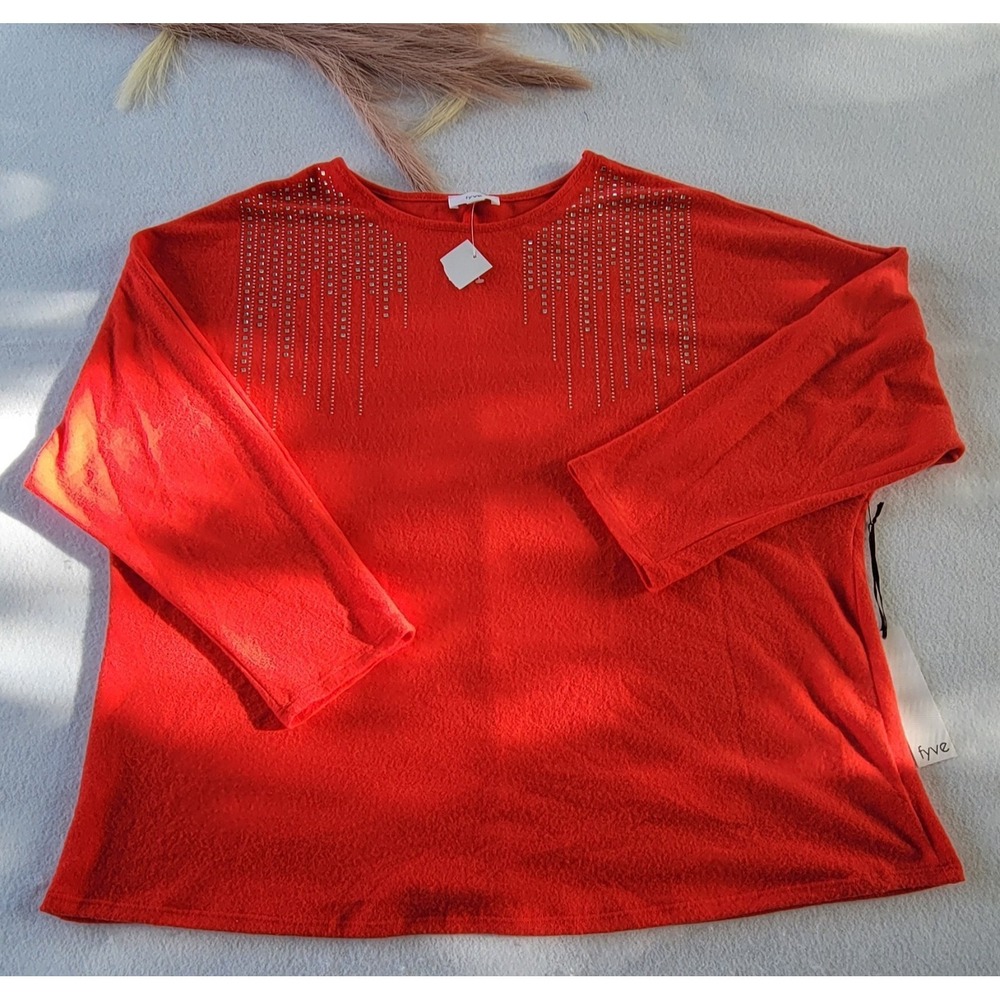 Fyve Women Sweater 2X And‎ 3X Red Rhinestones Pullover Rib Hem Round Neck Casual